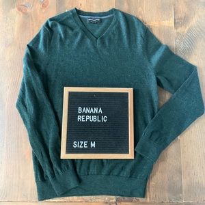 Banana Republic 100% Merino Wool V Neck Sweater